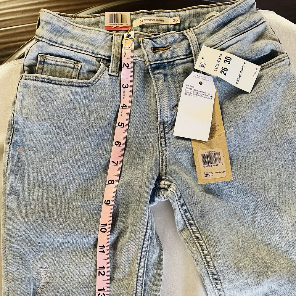 New Levis 535 Super Skinny Jeans Womens Size 26x30 Blue Denim Faded Distressed - Picture 8 of 13